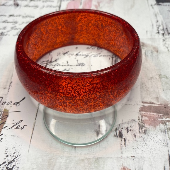 Vintage Jewelry - Vintage red glitter bangle lucite braclet